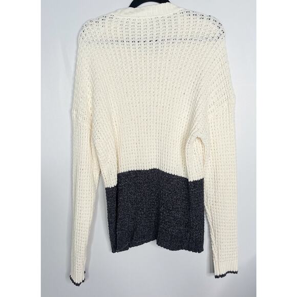 New Hem & Thread Large Cream Gray Chenille Colorblock Textured Sweater Crew Neck - Picture 2 of 9